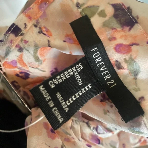 Forever 21 Floral High Low Tunic Collared Button Down Blouse - Picture 4 of 4